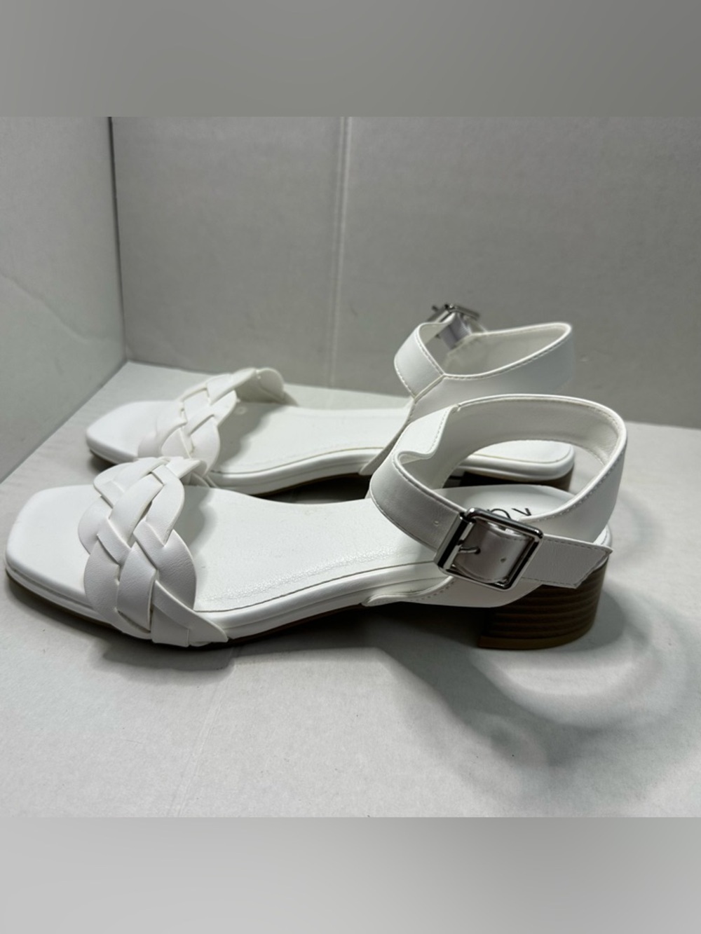 Ruiee Women's Thick Heel Sandals, size 8.5 - Picture 2 of 7
